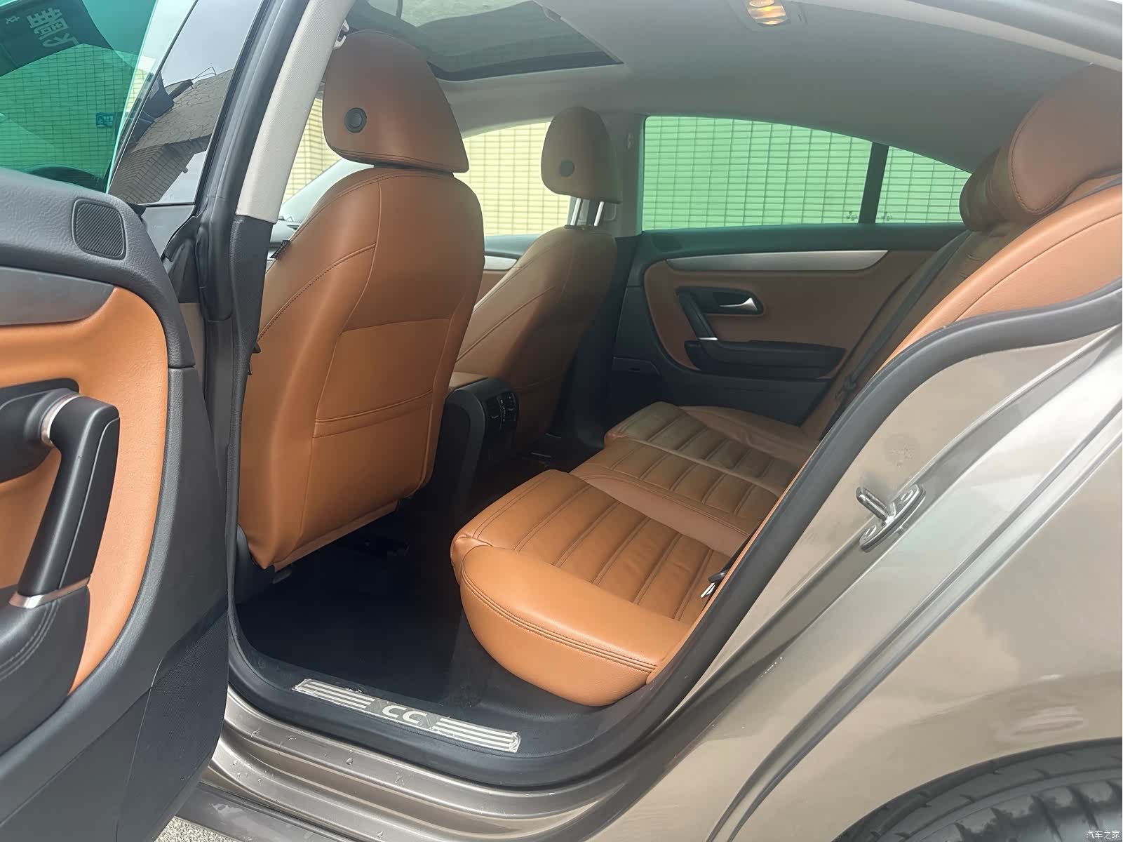 Volkswagen CC, 2011 10