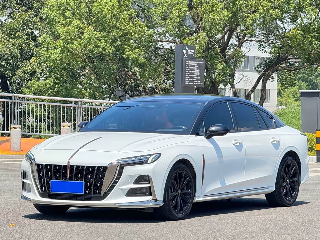 Hongqi H6