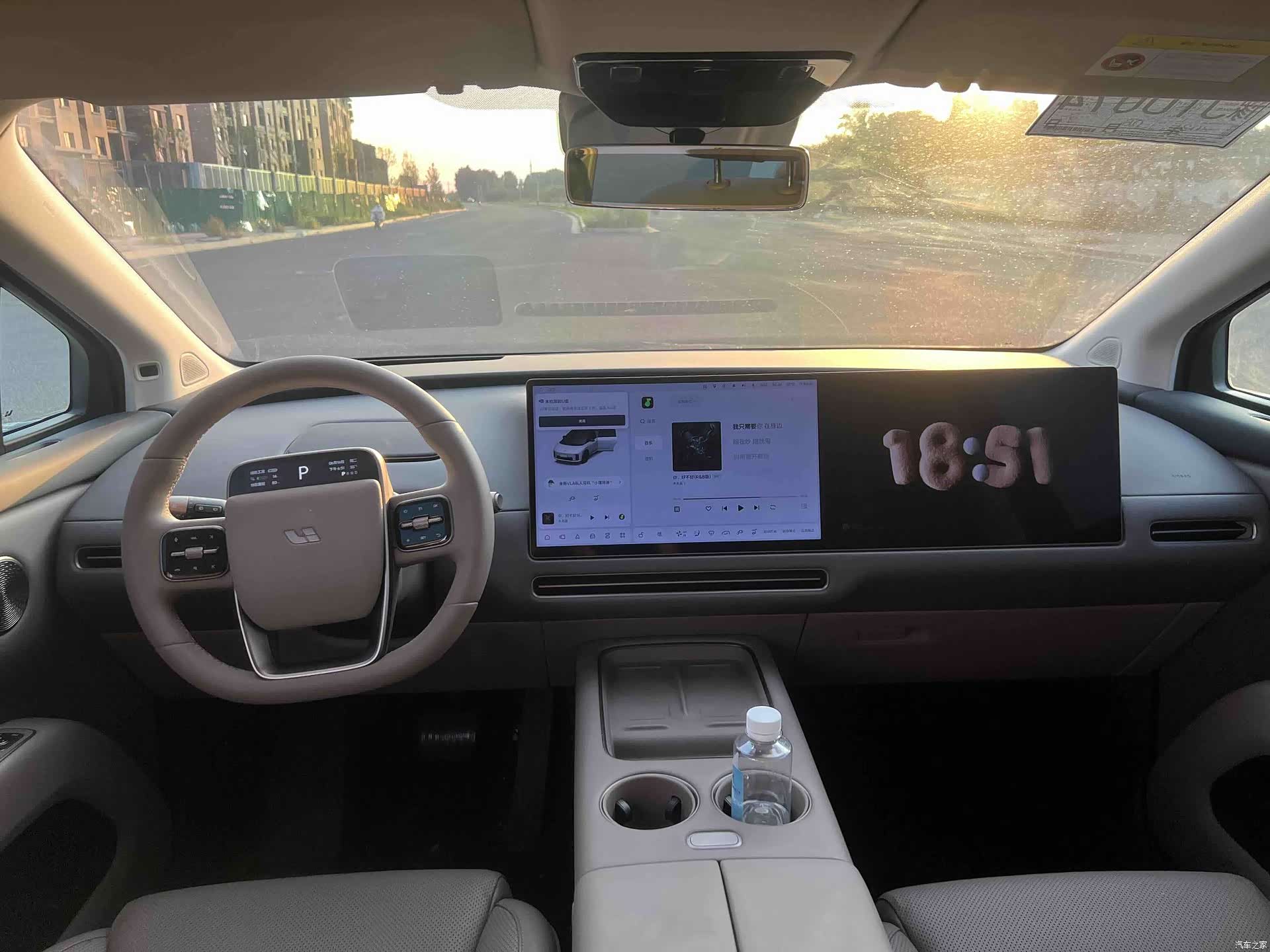 Li Auto i8, 2025 6