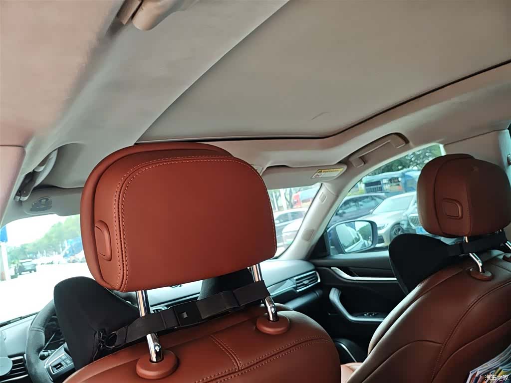 Maserati Levante, 2017 9
