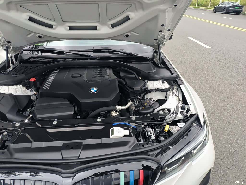 BMW 3 Series, 2022 23