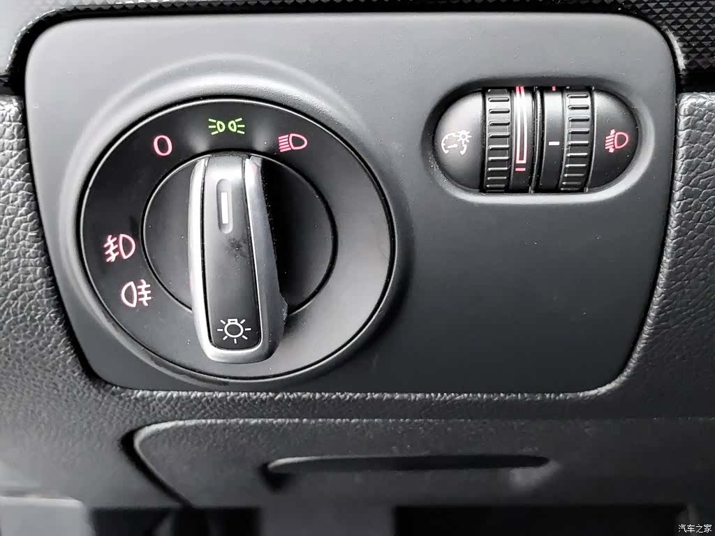 Volkswagen Golf, 2011 21