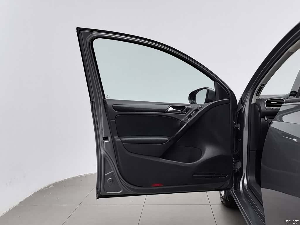 Volkswagen Golf, 2011 8