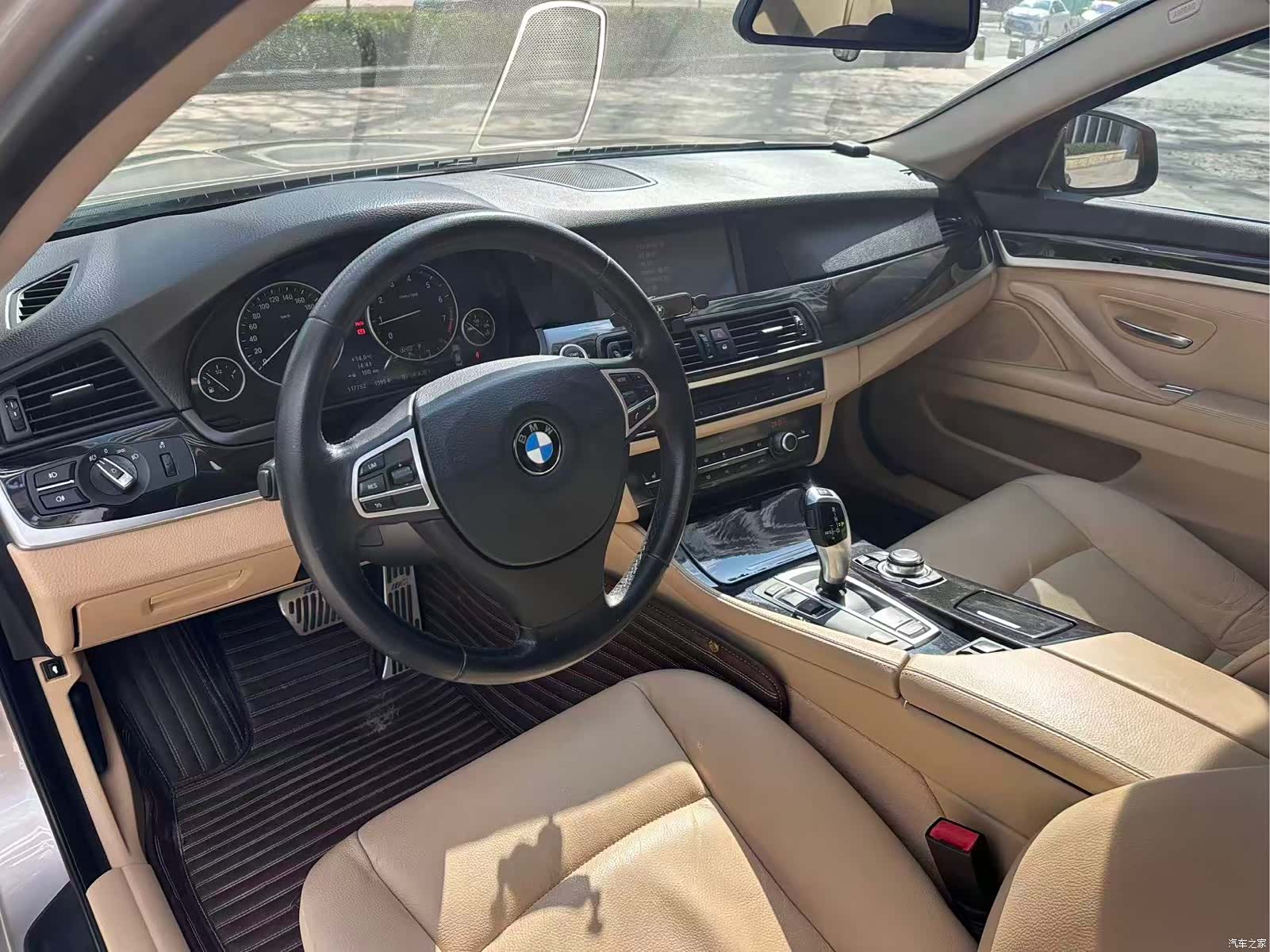 BMW 5 Series, 2013 10