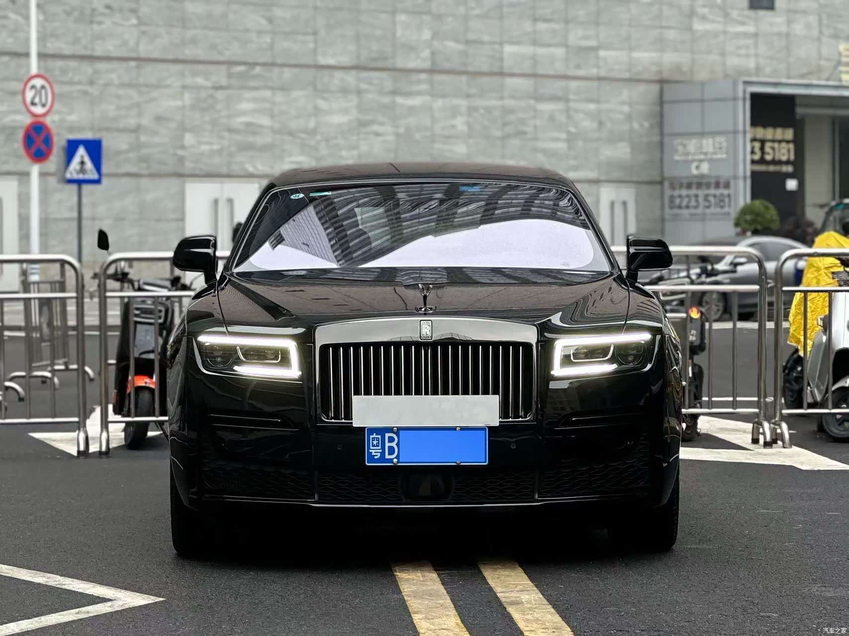 Rolls-Royce Ghost, 2023 2