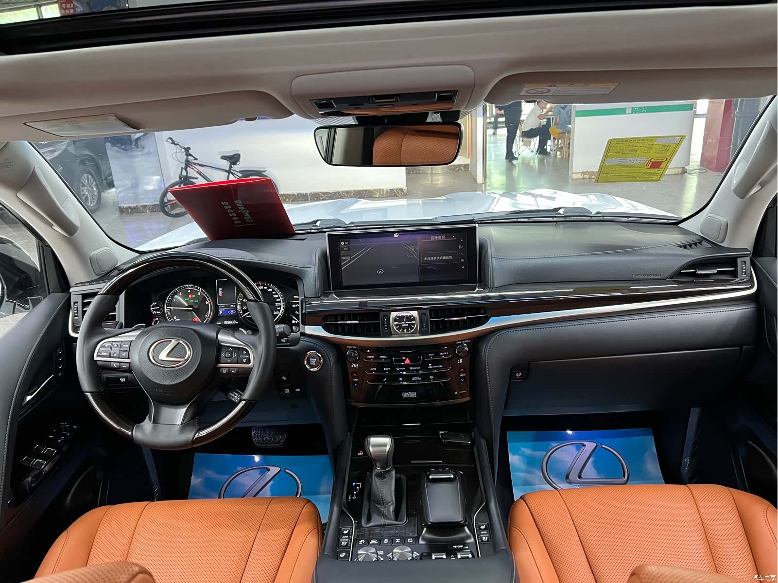 Lexus LX, 2017 8