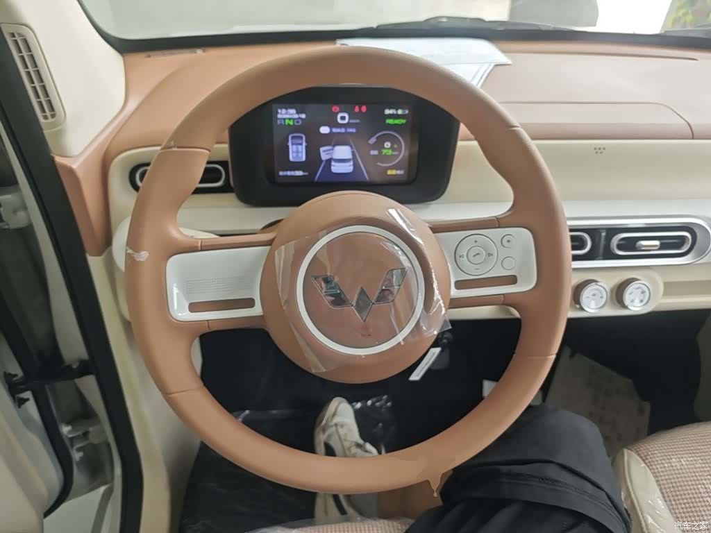 Wuling MINIEV, 2026 11