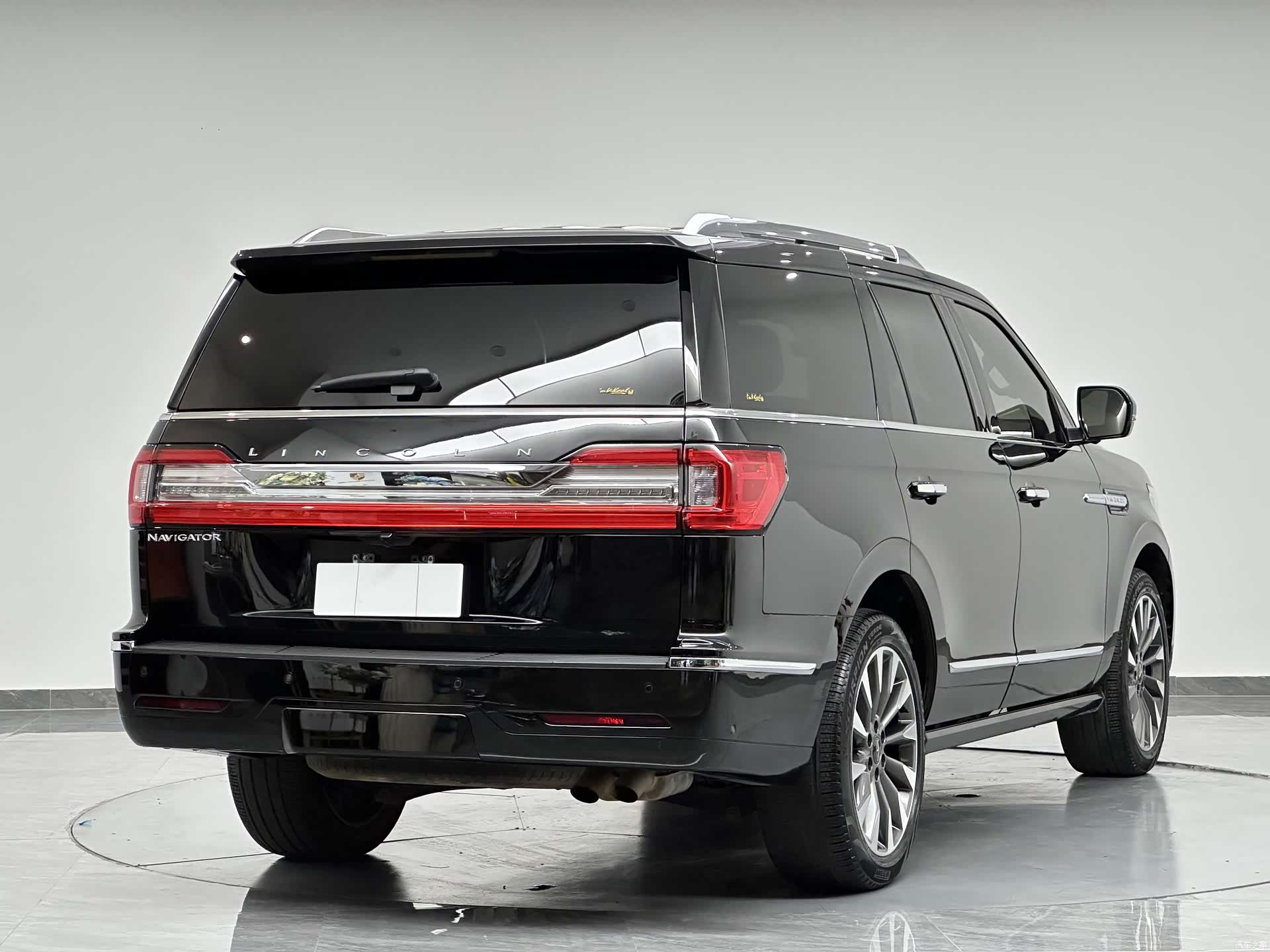 Lincoln Navigator, 2019 10