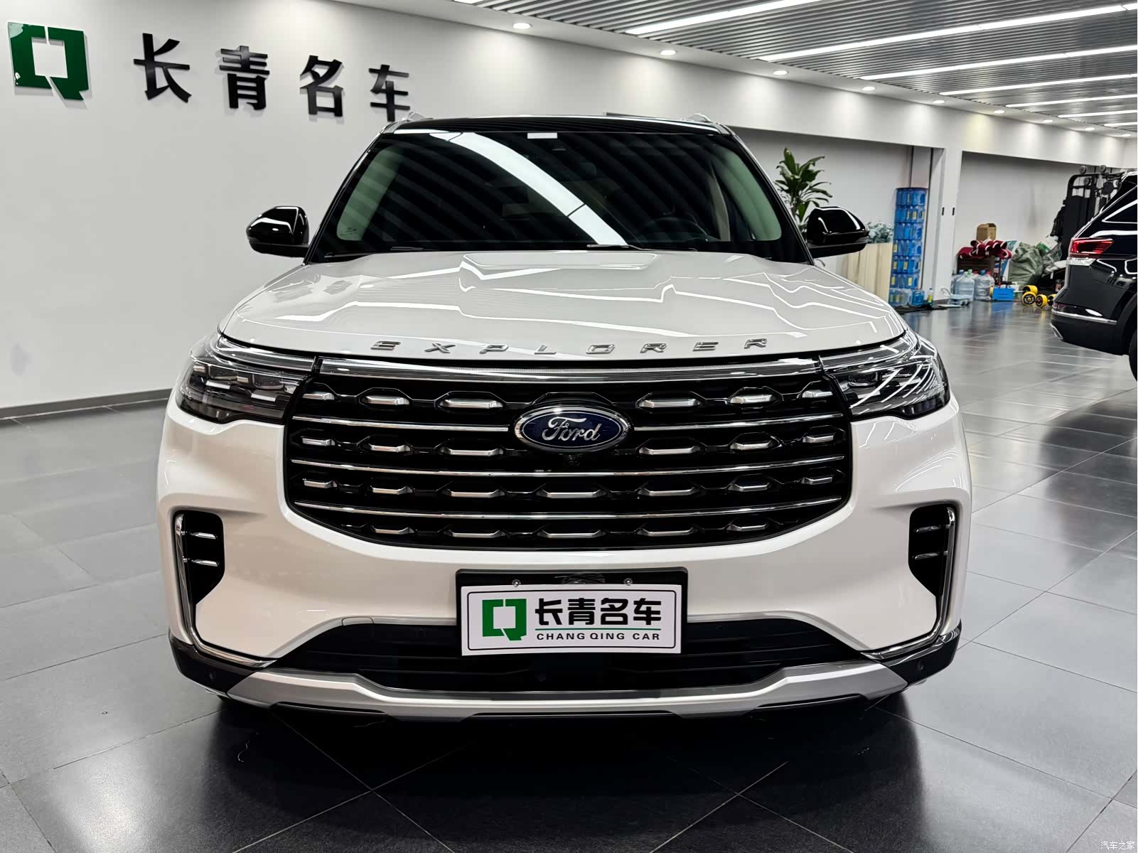 Ford Explorer, 2023 2