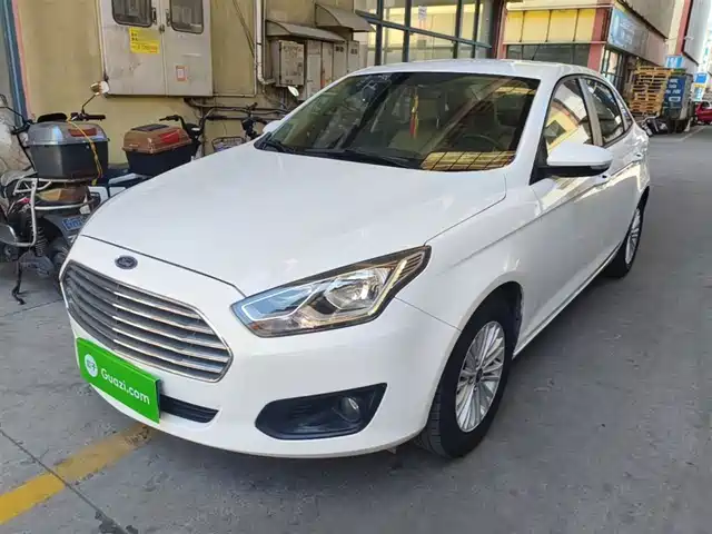Ford Focus 2017 — купить из Китая под заказ