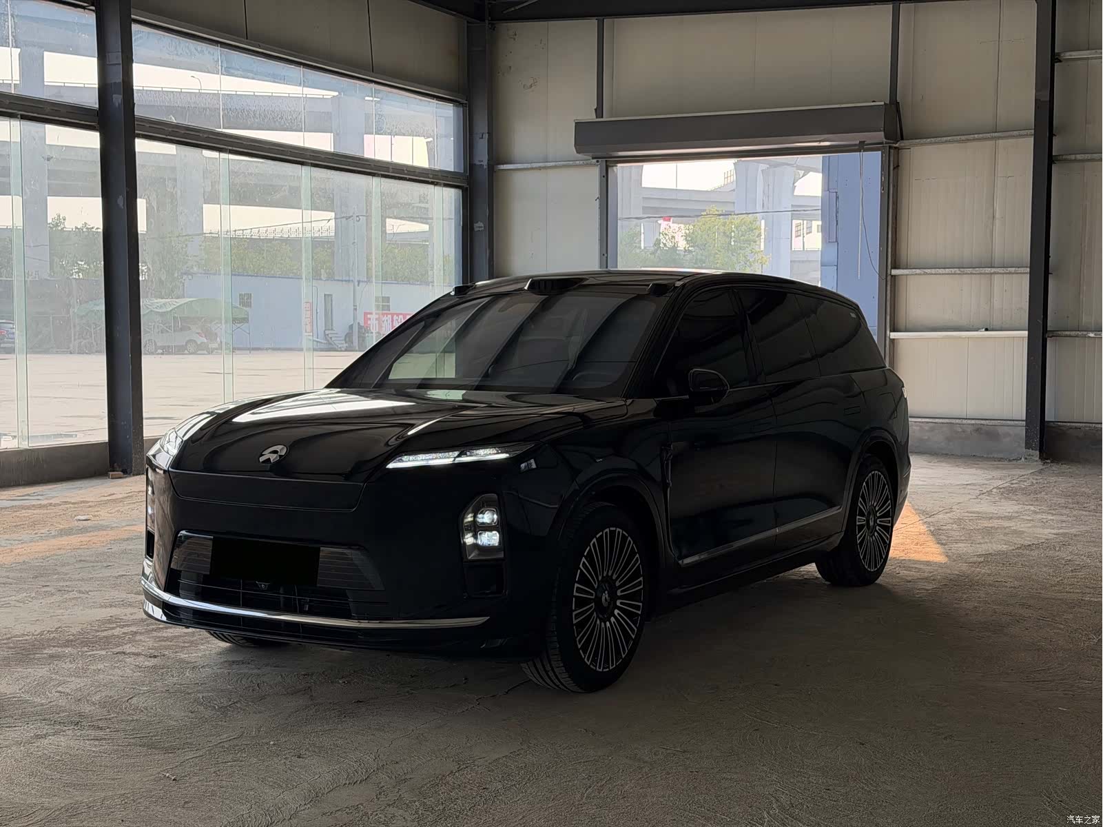 NIO ES8, 2025 1