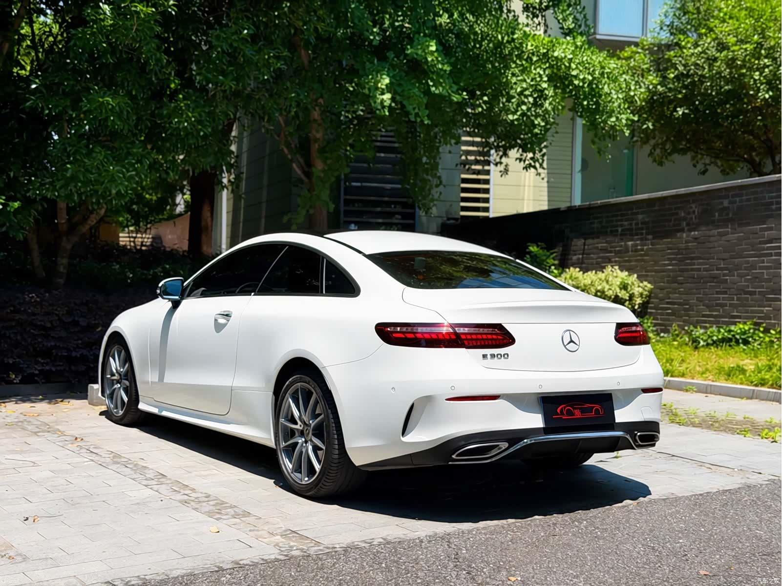 Mercedes-Benz E-Class, 2022 все фото