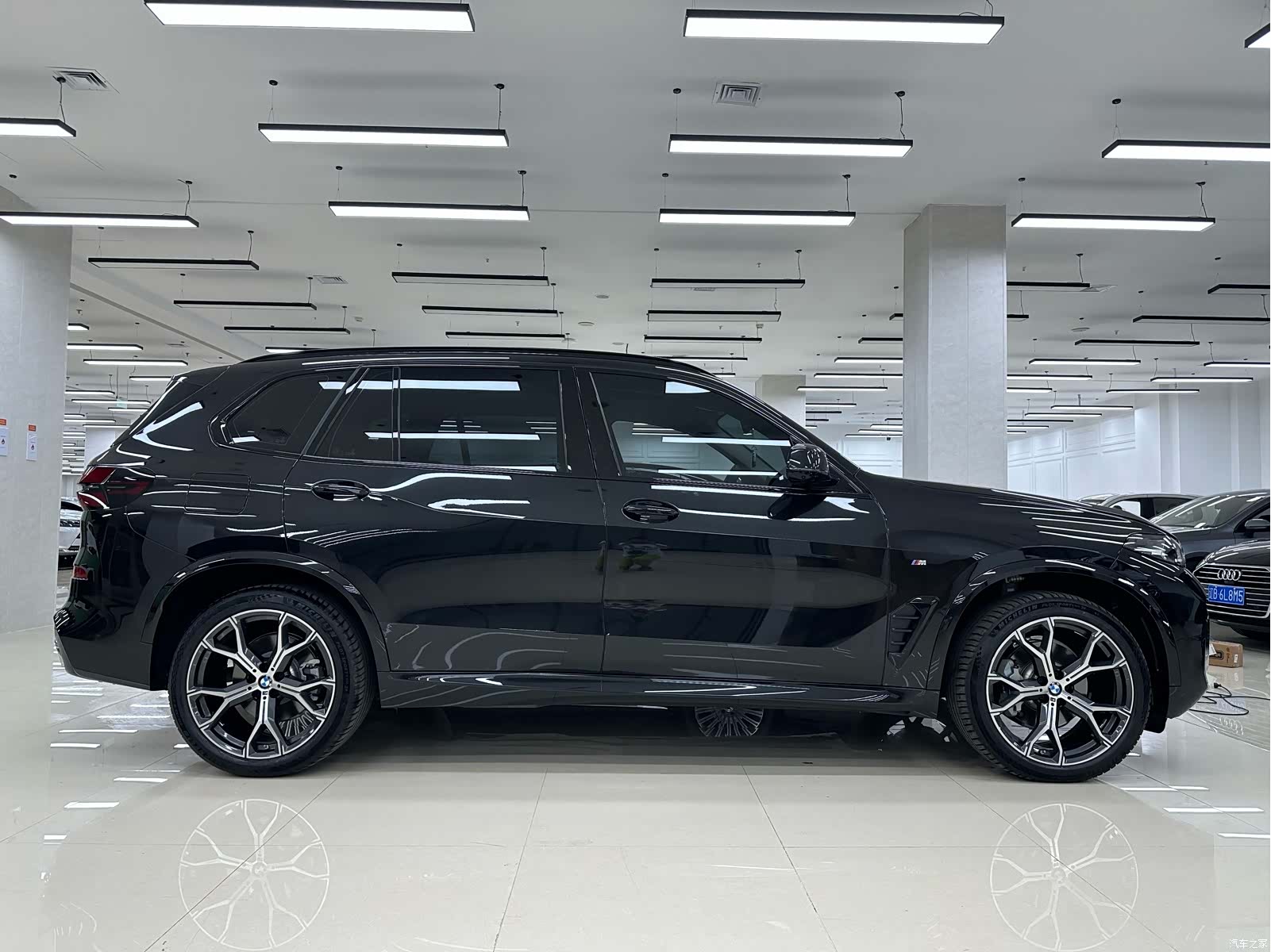BMW X5, 2026 все фото