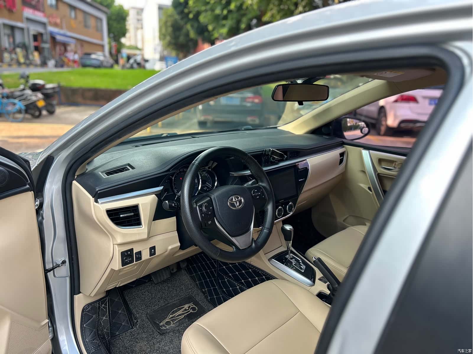 Toyota Corolla, 2017 10