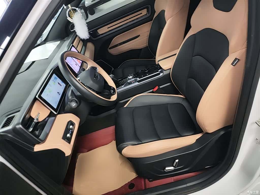 Geely Icon, 2024 15