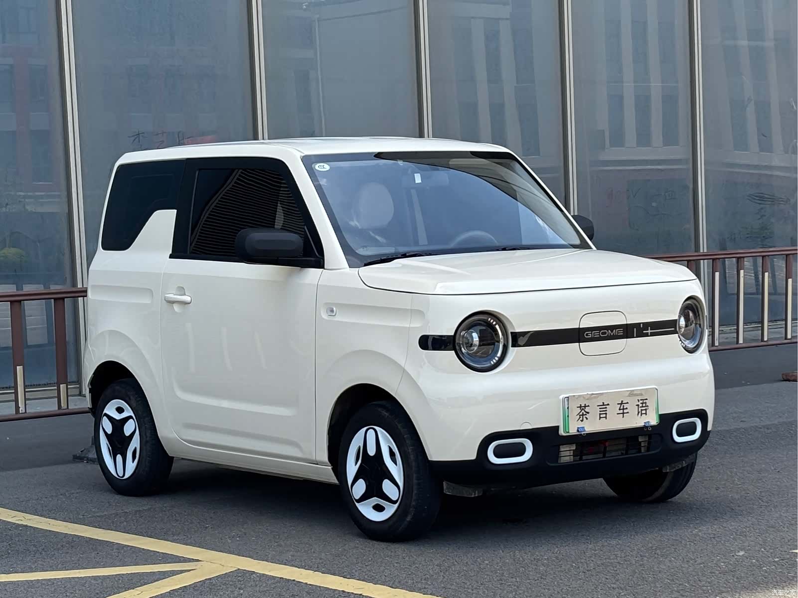 Geely Panda, 2025 3