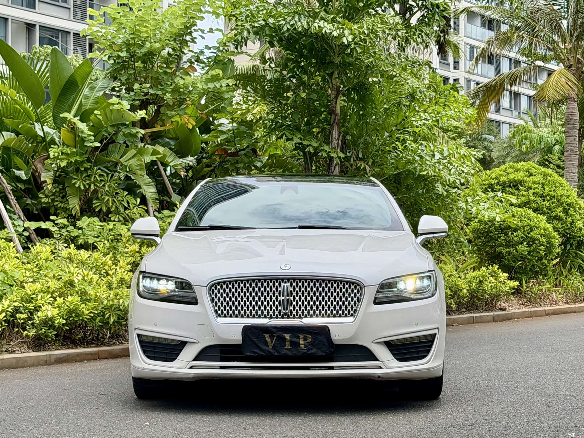 Lincoln MKZ, 2020 2