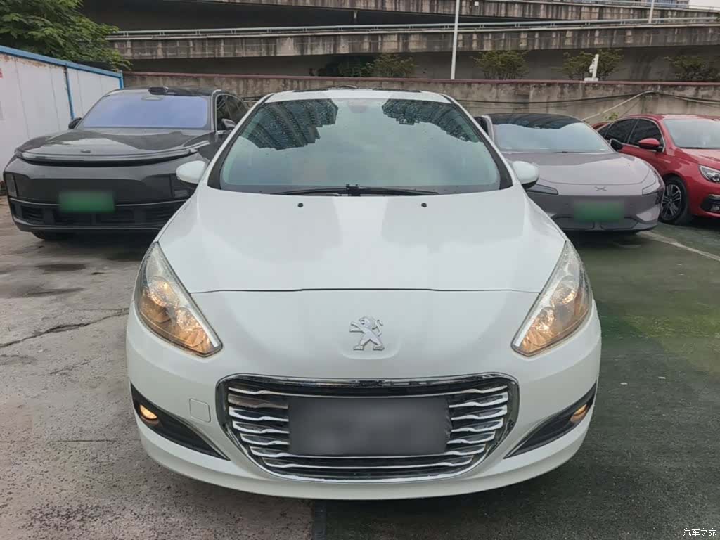 Peugeot 308, 2014 3