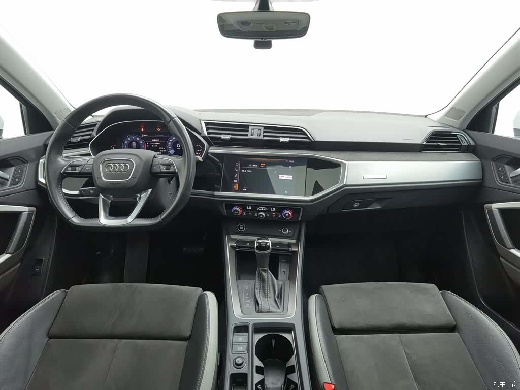 Audi Q3, 2020 все фото