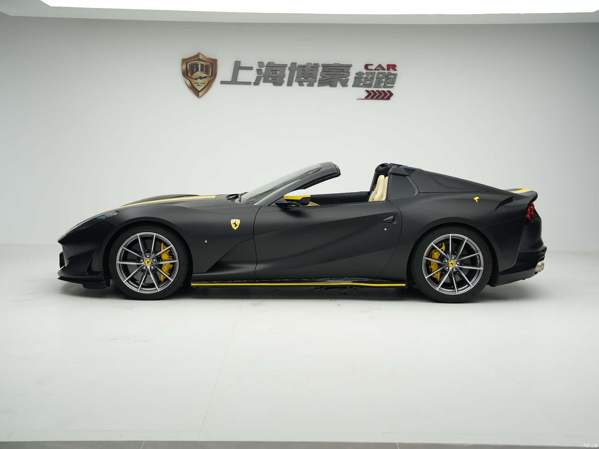 Ferrari 812, 2022 все фото