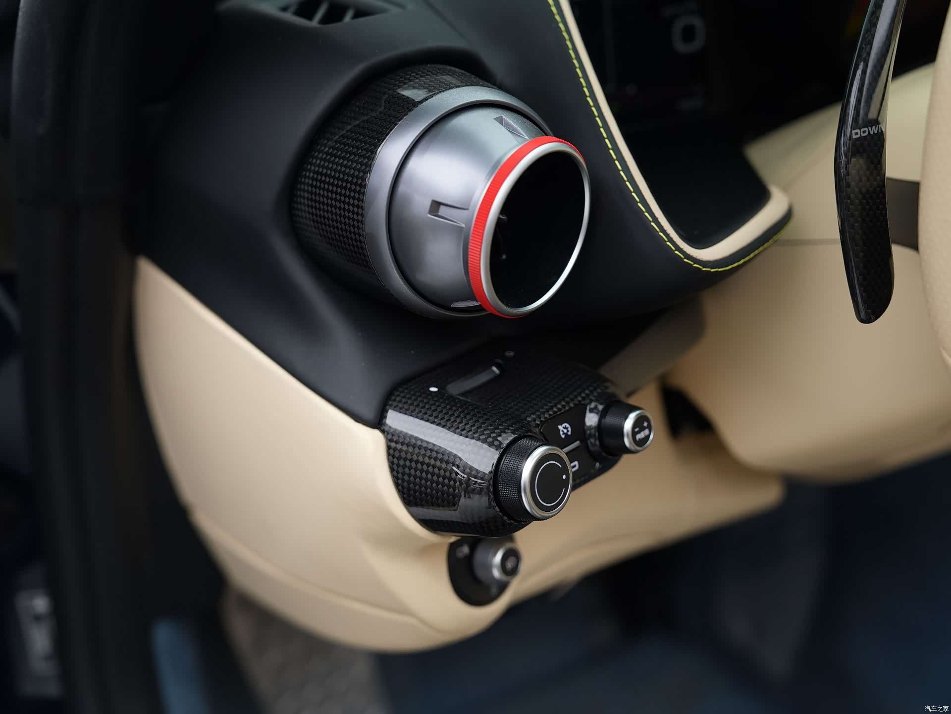 Ferrari 812, 2022 13