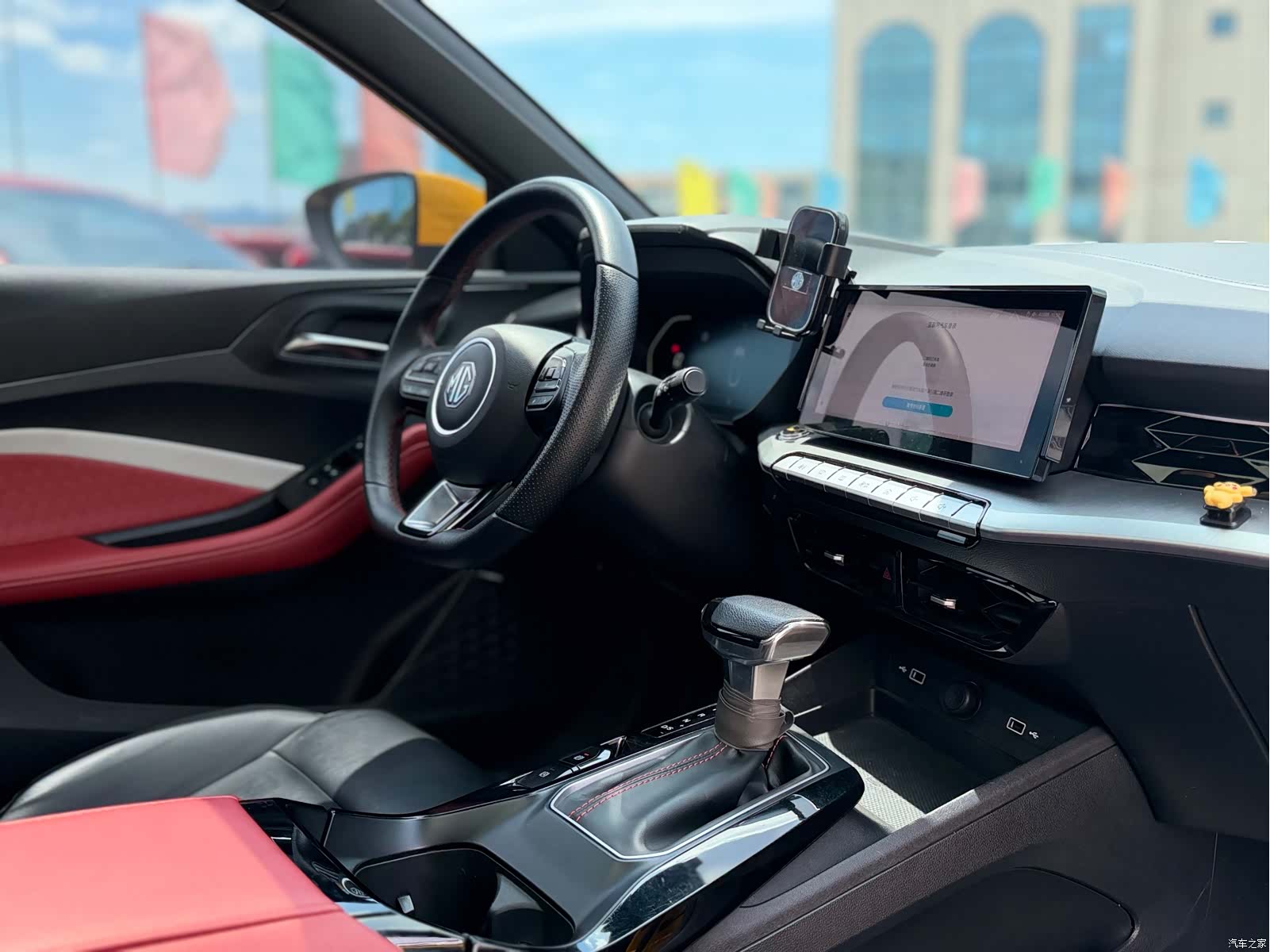 MG MG5, 2021 14