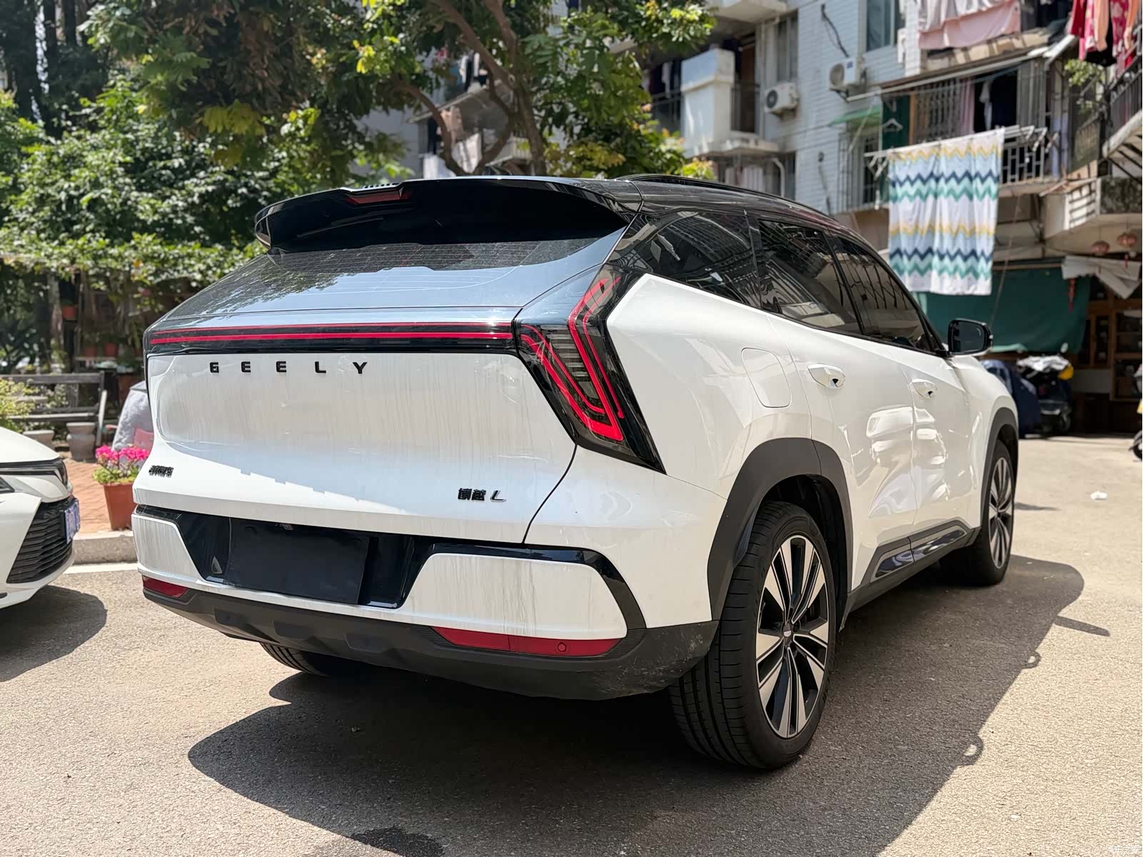 Geely Boyue, 2026 4