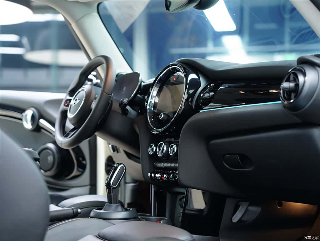 Mini Cooper, 2022 38