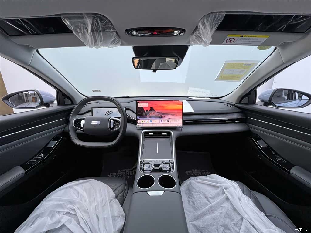 Geely Galaxy L6, 2025 15