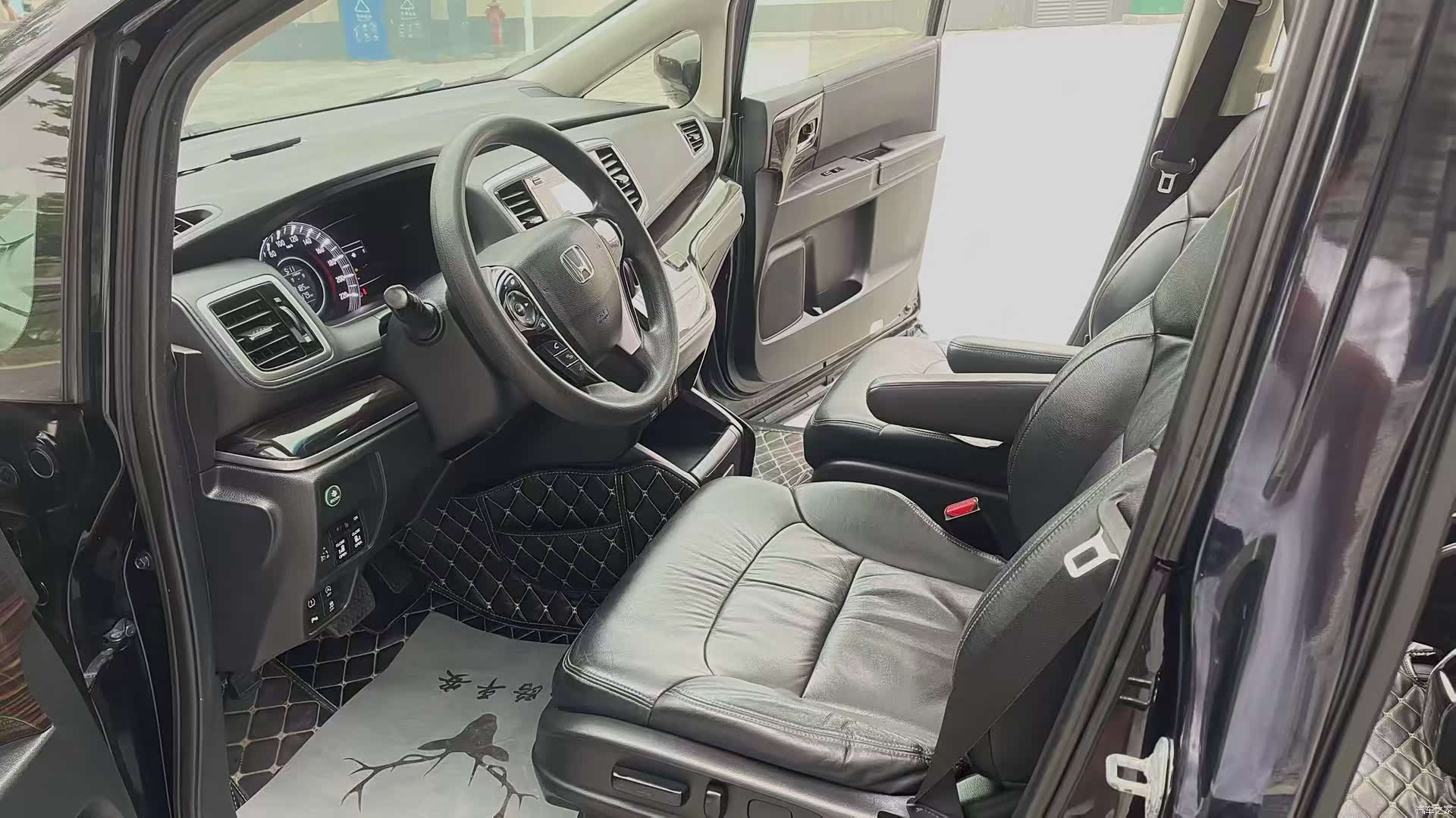 Honda Odyssey, 2019 все фото