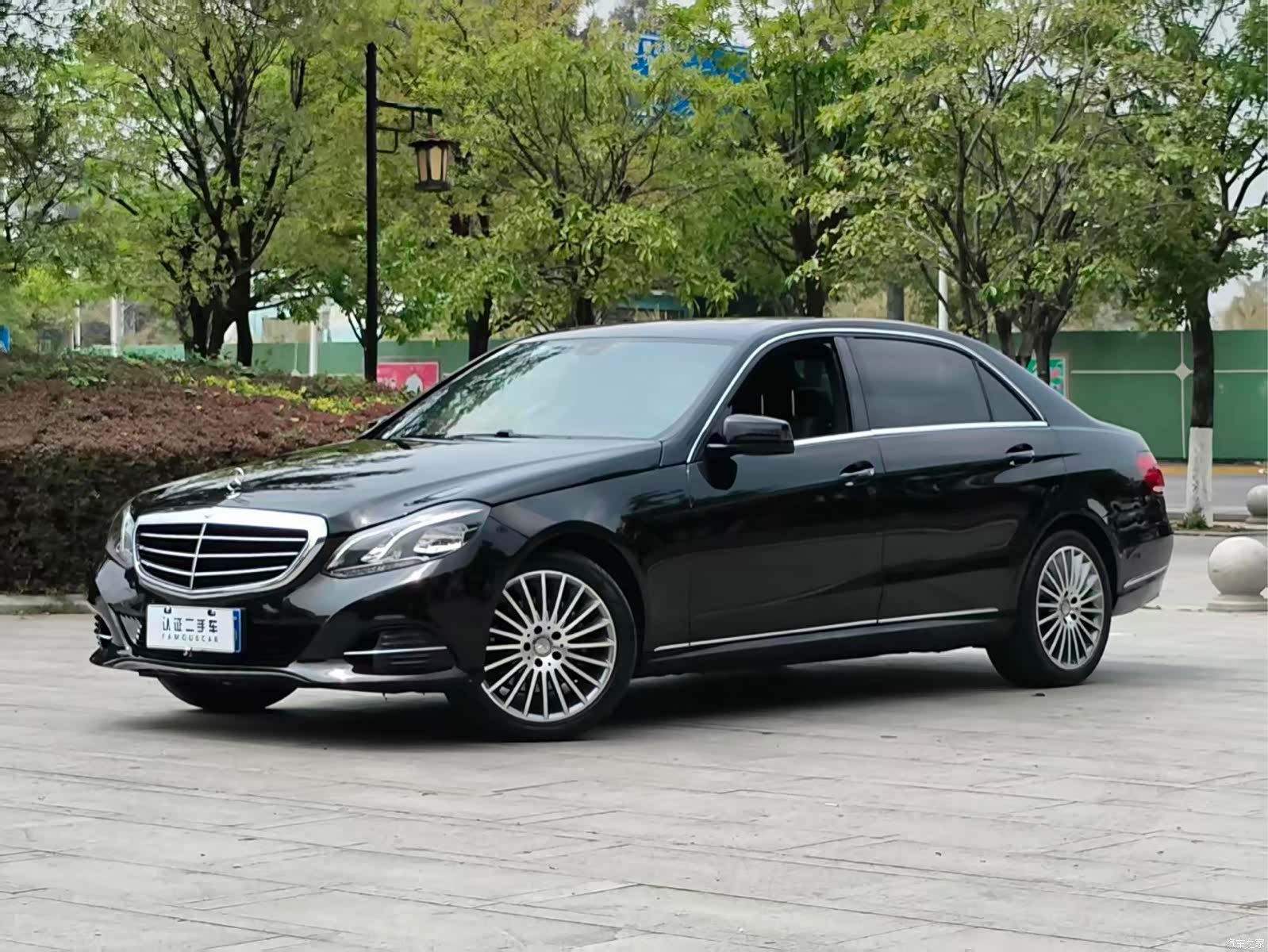 Mercedes-Benz E-Class, 2015 1