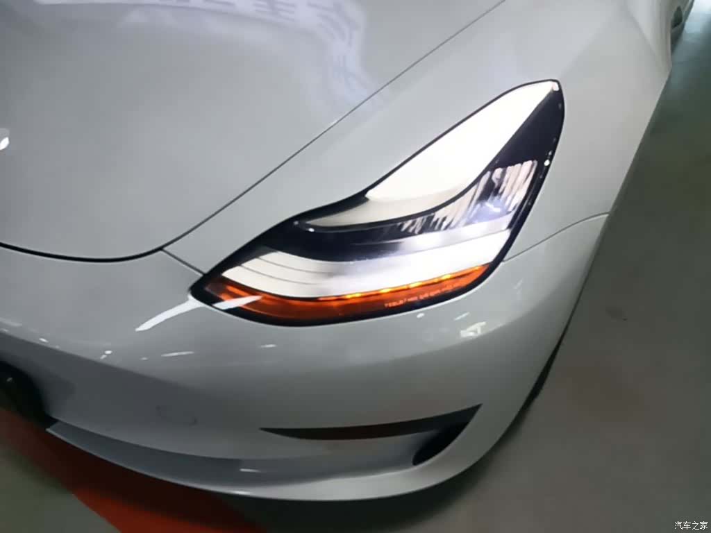 Tesla Model 3, 2020 24