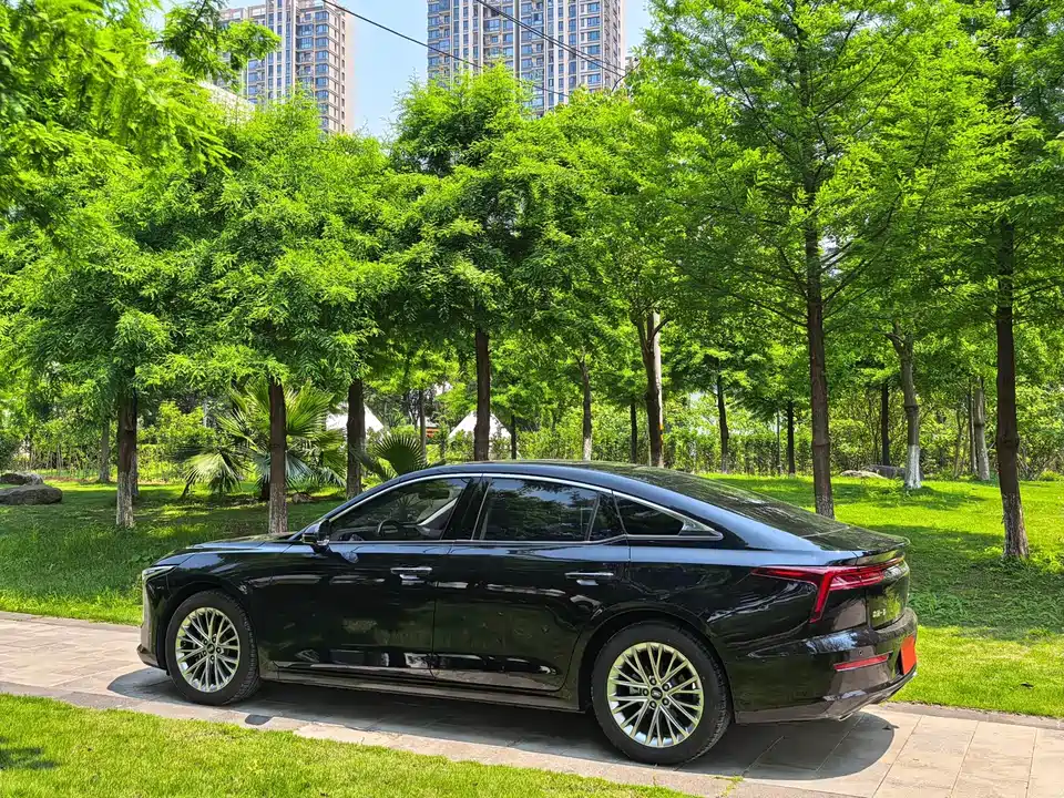 Besturn B70