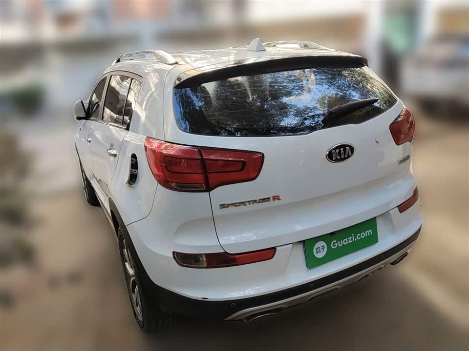 Kia Smart running
