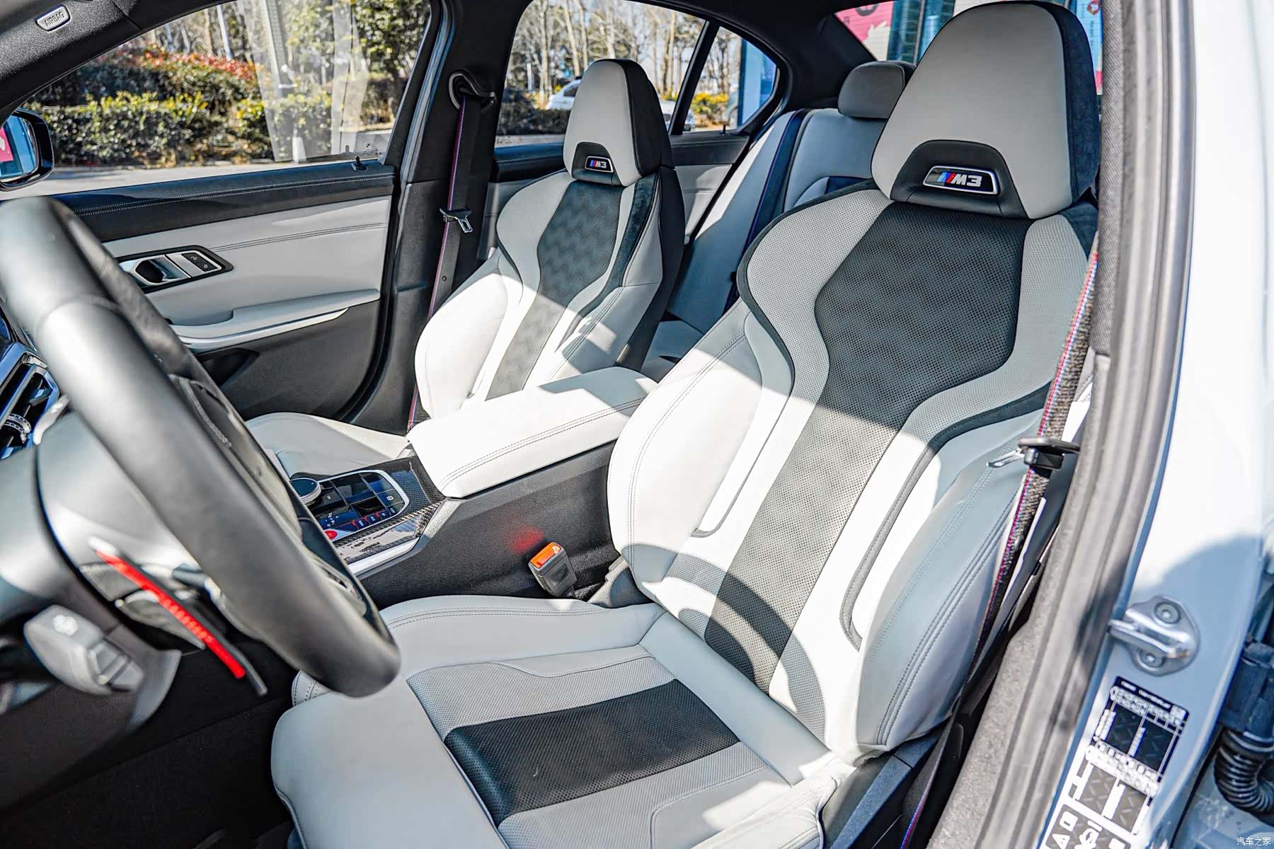 BMW M3, 2024 8