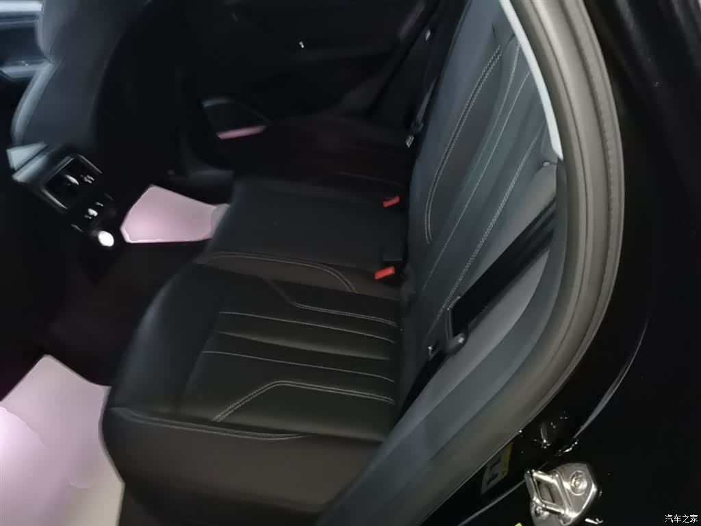 Audi Q5L, 2023 17