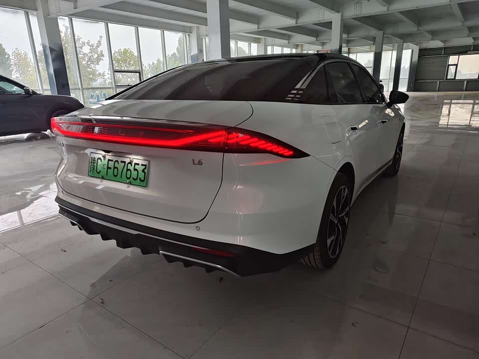 Geely Galaxy Galaxy L6