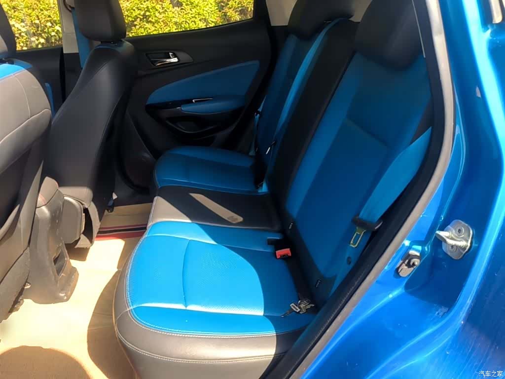 Changan CS15, 2016 17
