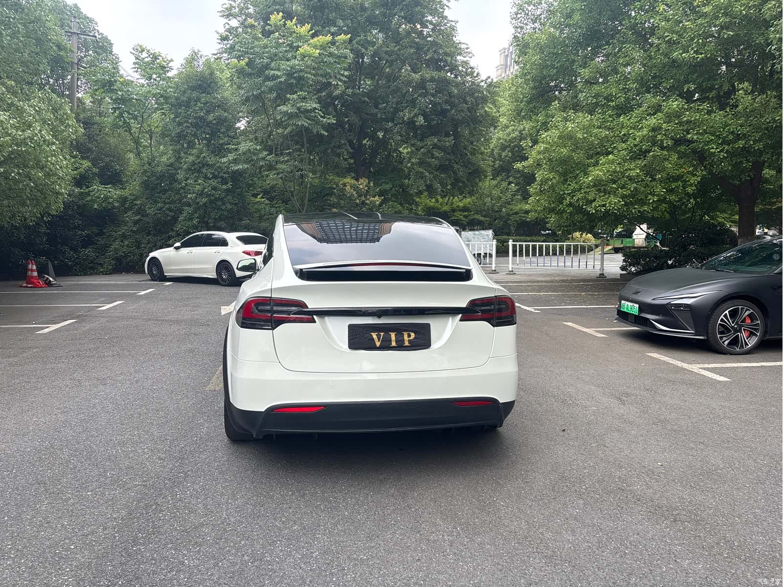 Tesla Model X, 2018 6