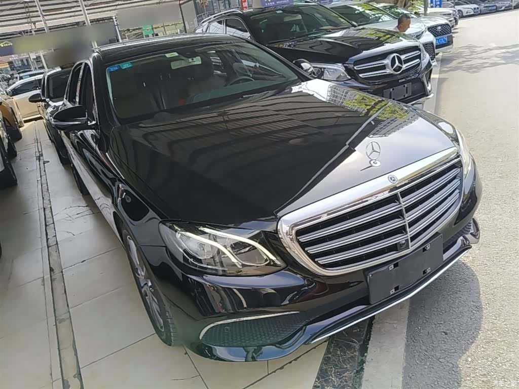 Mercedes-Benz E-Class, 2019 4