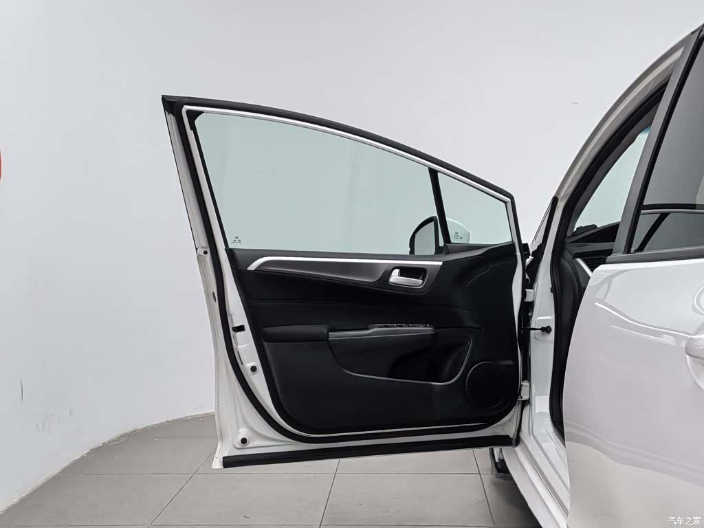 Honda Jade, 2018 8