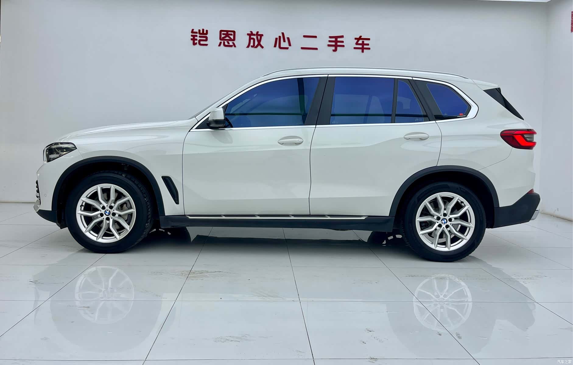 BMW X5, 2019 все фото