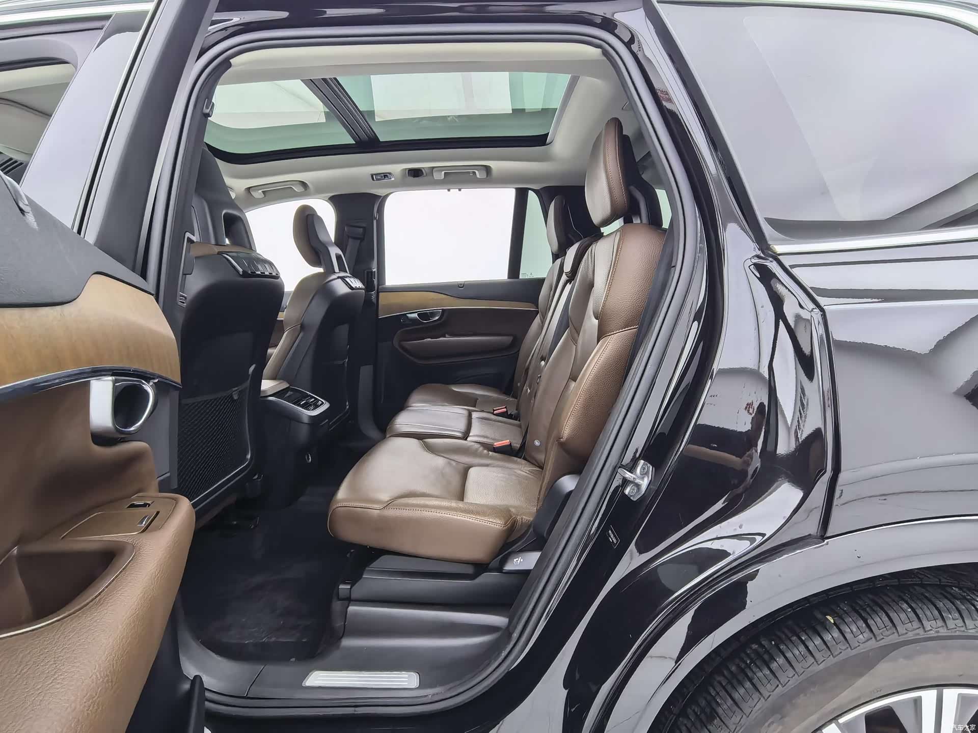 Volvo XC90, 2019 13