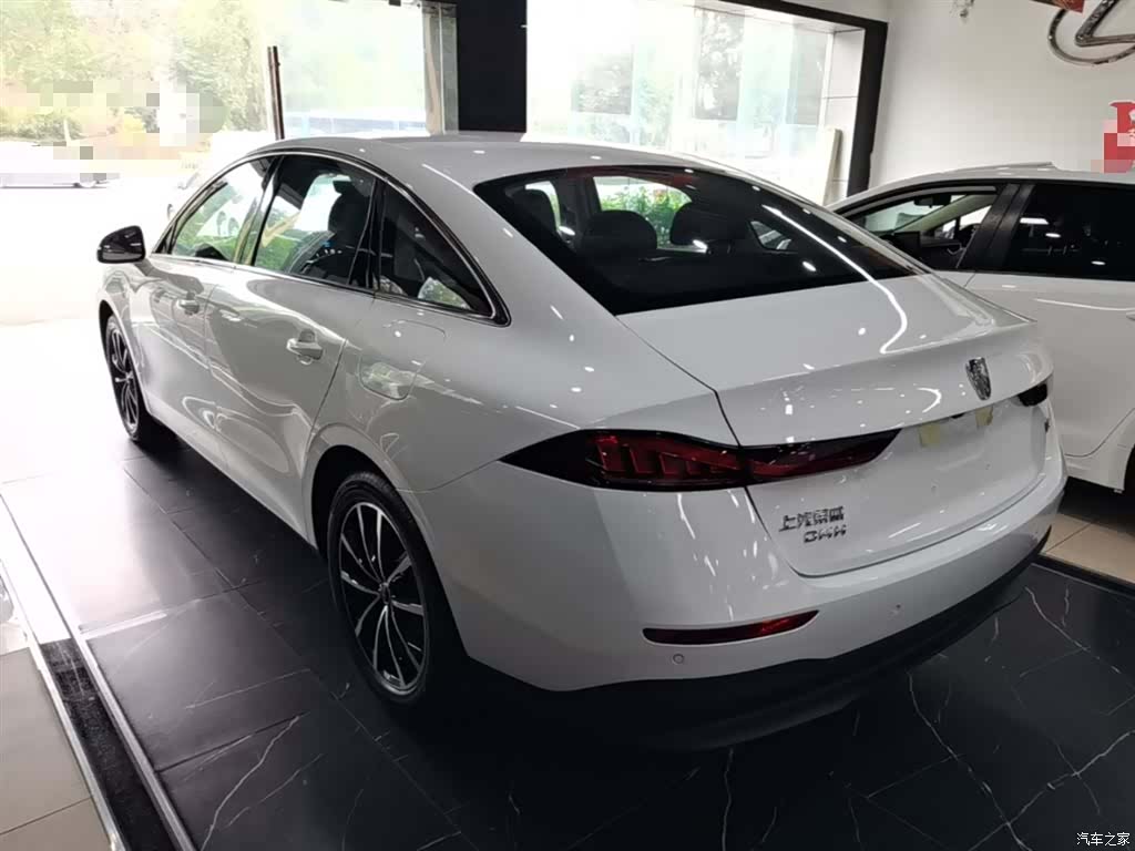 Roewe D7, 2026 все фото