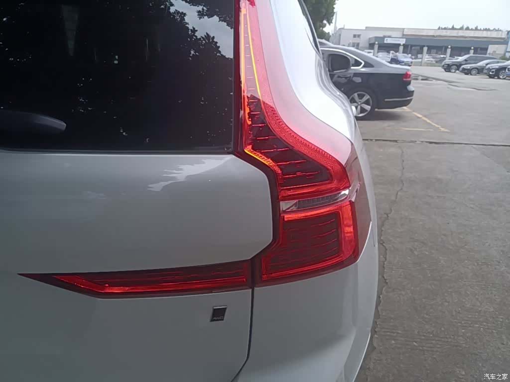 Volvo XC60, 2018 8
