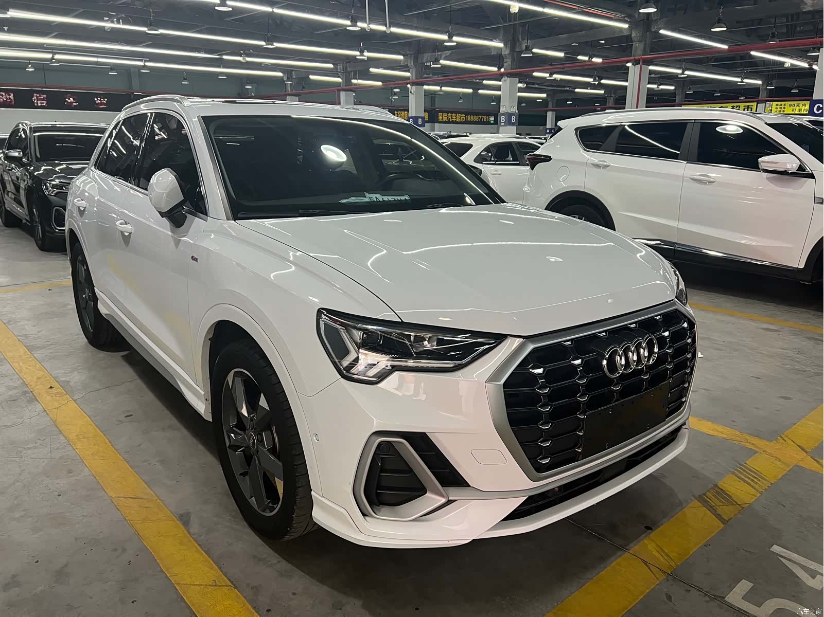 Audi Q3, 2022 3