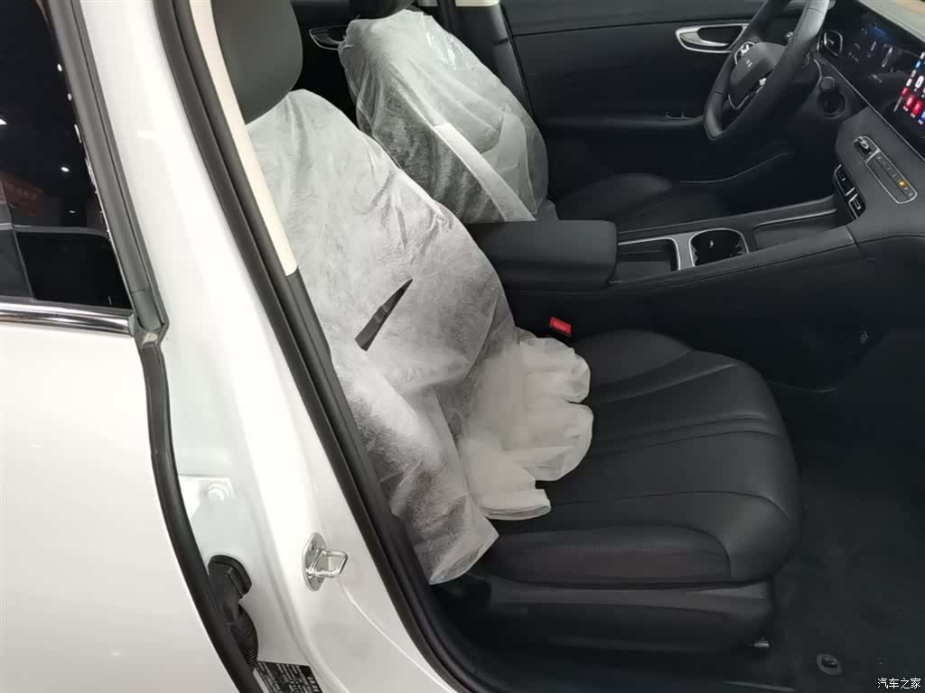 Roewe D7, 2026 25