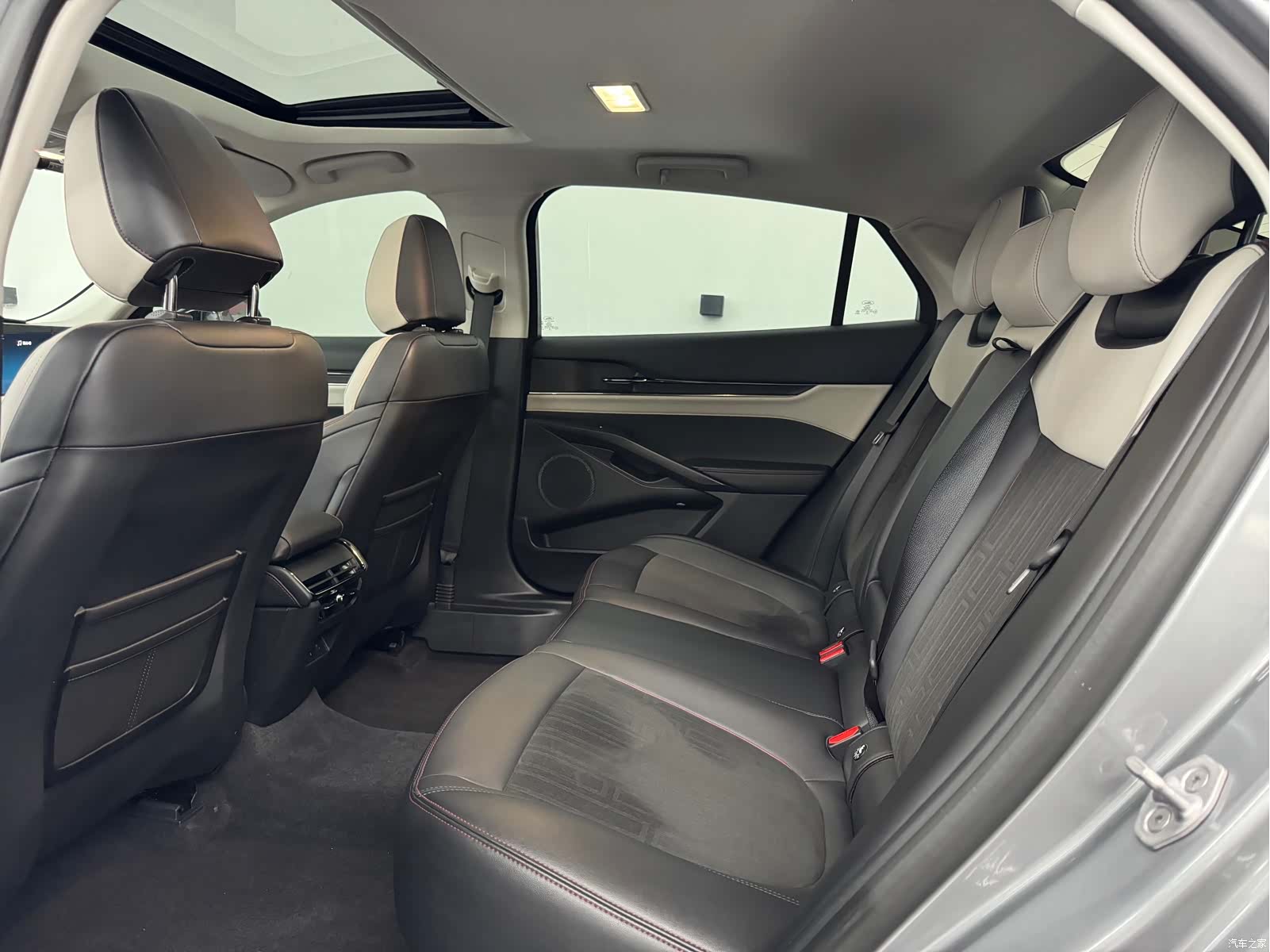 Ford Mondeo, 2022 6