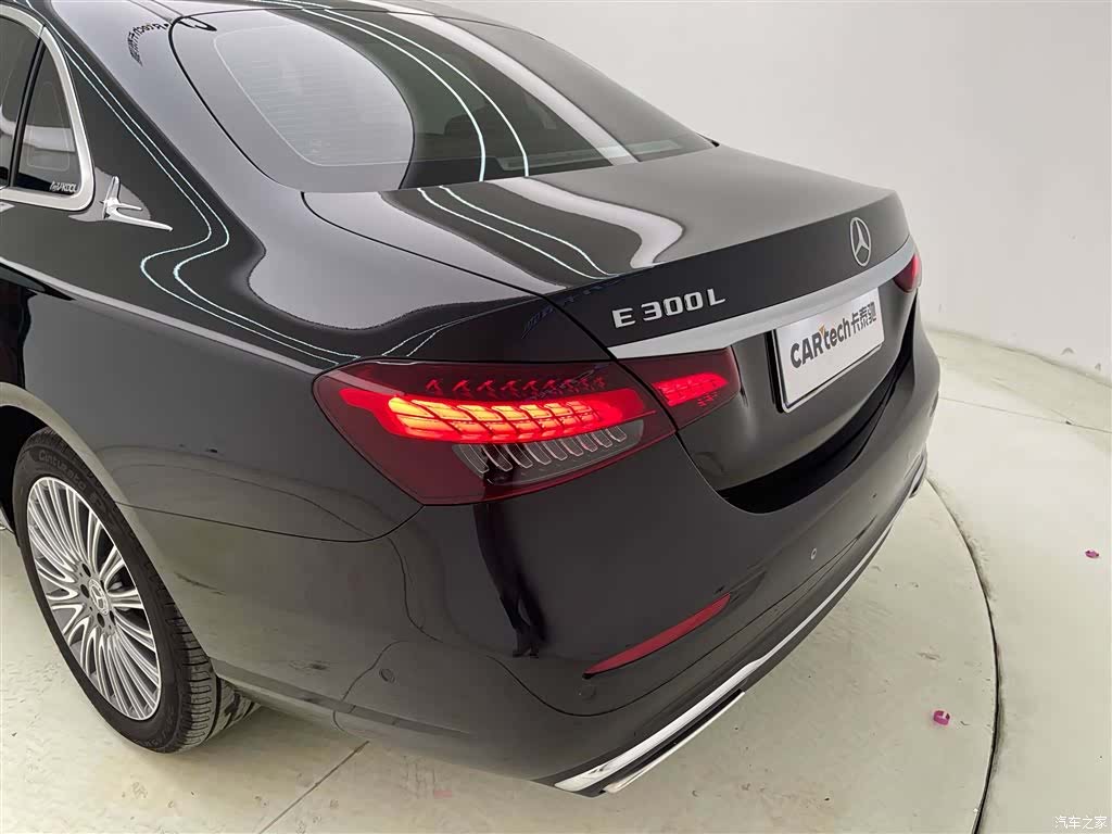 Mercedes-Benz E-Class, 2022 9