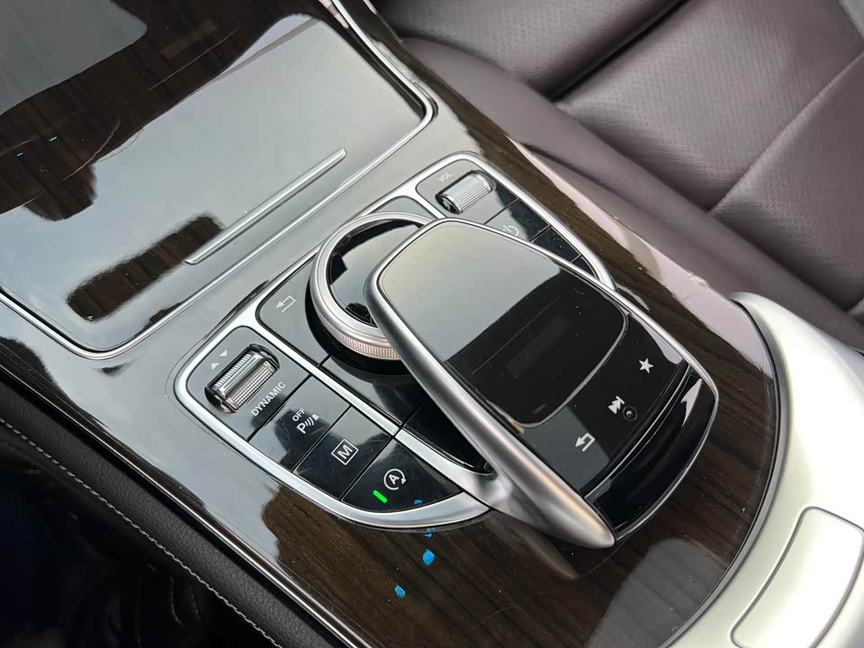 Mercedes-Benz GLC Mercedes-Benz GLC